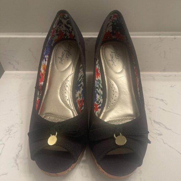 Black Peep-toe Wedges - Picture 1 of 4